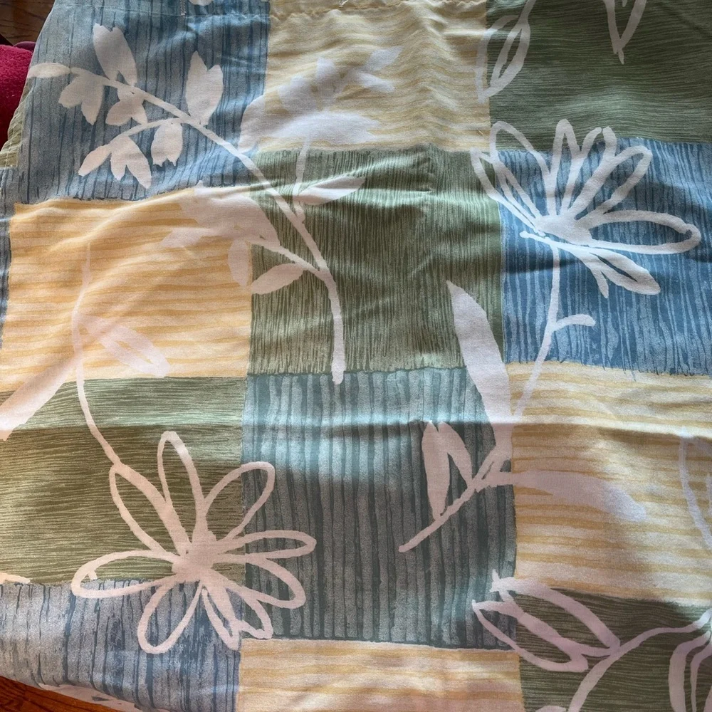 Vintage Wamsutta shower curtain and matching window Valance/curtain